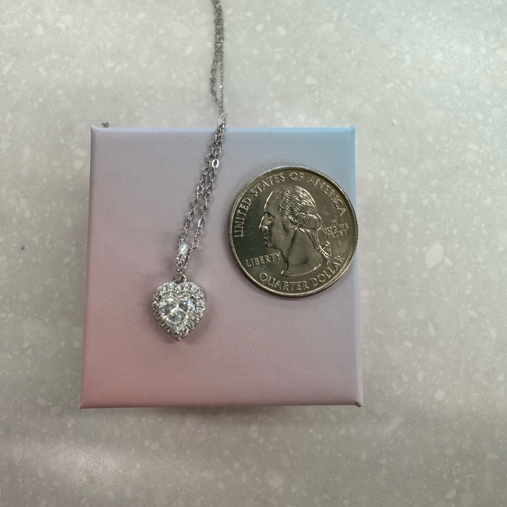 Elegant Silver Heart Pendant Necklace